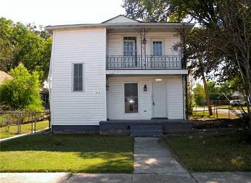2nd image of 1544-46 Mandolin St