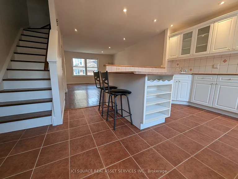 17 Douville Ct — Photo 7
