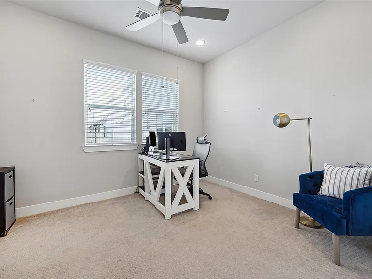 5623 Kansas St #C — Photo 23