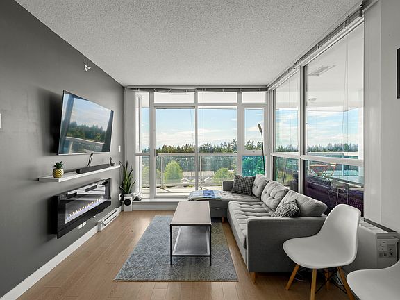 3rd image of 11967 80th Ave #1102