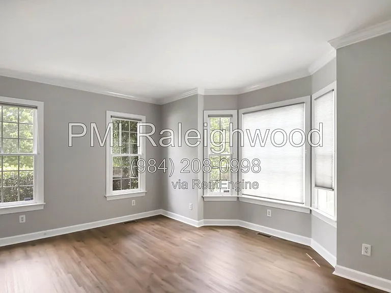 301 Perry Creek Dr — Photo 11