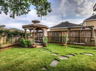6202 Oak Pass Dr, Houston, TX 77091