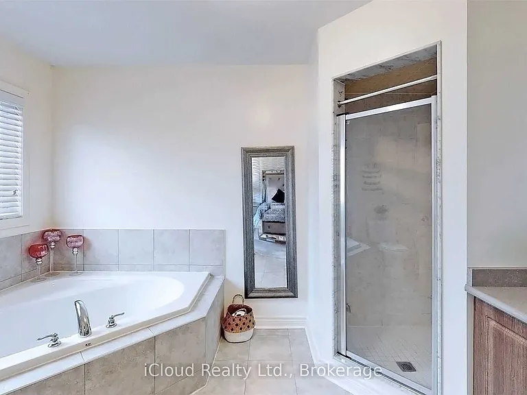501 Downes Jackson Hts — Photo 18