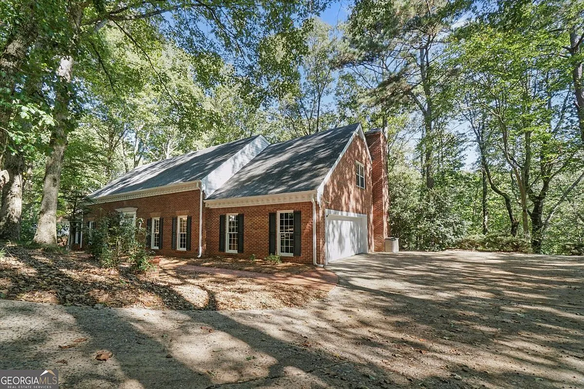 Building Photo - 80 Cliffcreek Trce