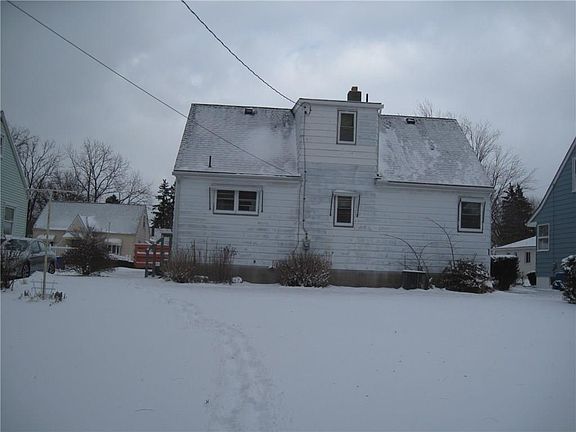 3rd image of 3504 Court Ave