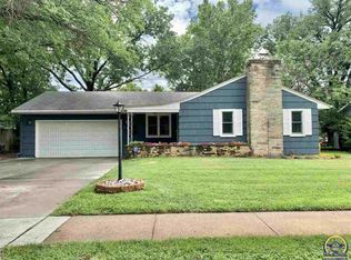 1619 SW 28th St, Topeka, KS 66611