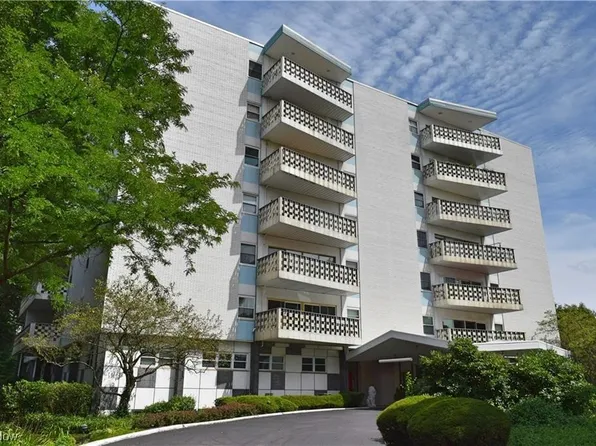 275 N Portage Path APT 2B, Akron, OH 44303