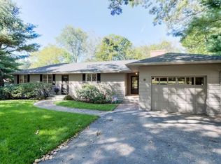 71 Moreland St, Worcester, MA 01609