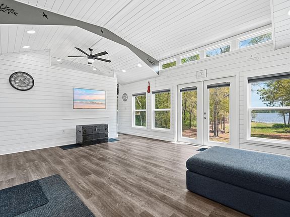 5th image of 401 Holley King Rd