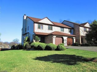 1 Valley Forge Ln, Parsippany Troy Hills Twp, NJ 07950