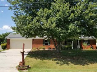 117 Gardencove Cir, Huntsville, AL 35810