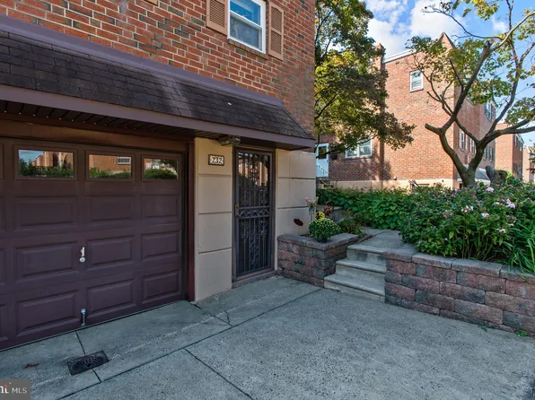 232 Tomlinson Rd, Philadelphia, PA 19116
