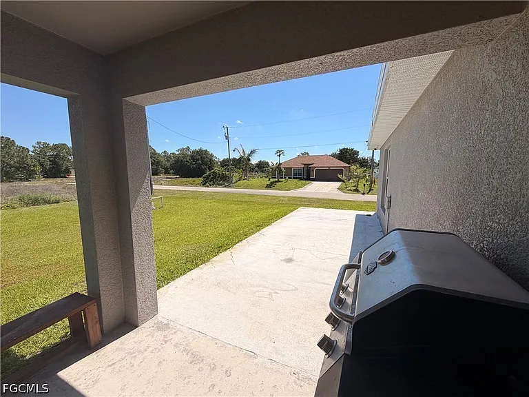 4702 Loraine Ave S — Photo 23