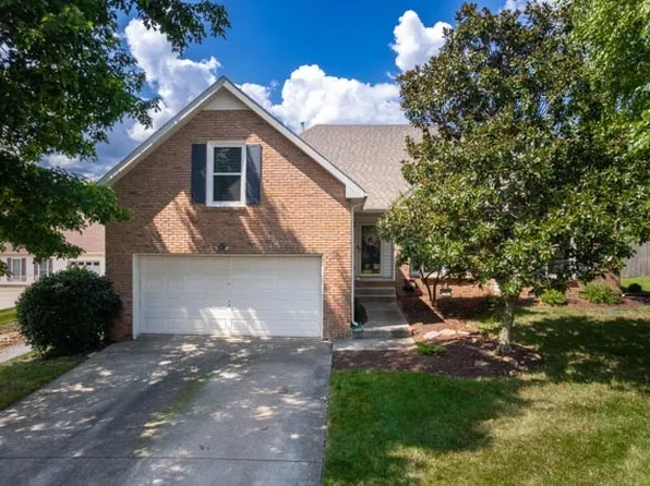 883 S Ridge Trl, Clarksville, TN 37043