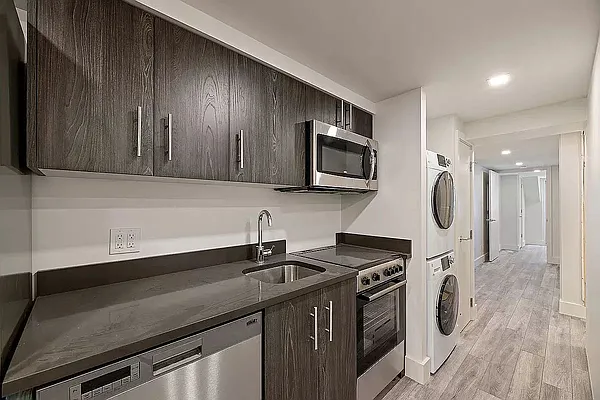 Rented by REAL New York | media 6