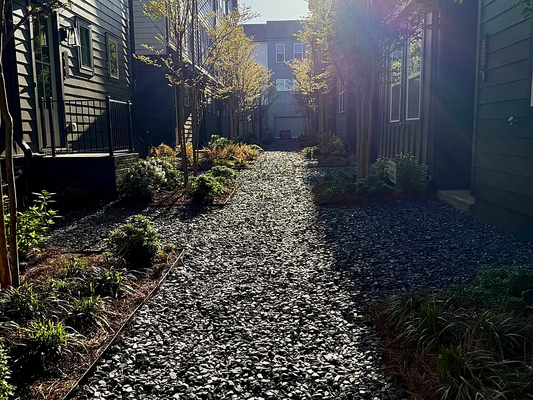 500 Zeal St SE — Photo 1