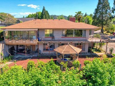 1305 Wineteer Ln, Grants Pass, OR, 97527