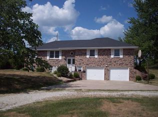113 Bennett Ave, Macon, MO 63552