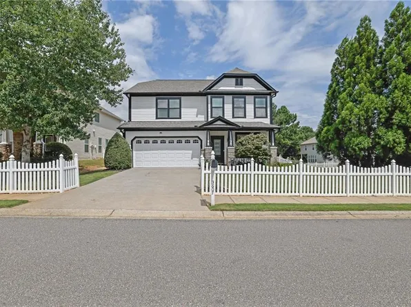 3607 Old Towne Ln, Cumming, GA 30040