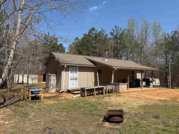 3rd image of 1042 Beauty Rd