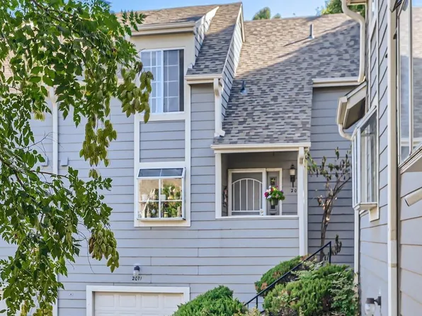 2071 S Worchester Way, Aurora, CO 80014