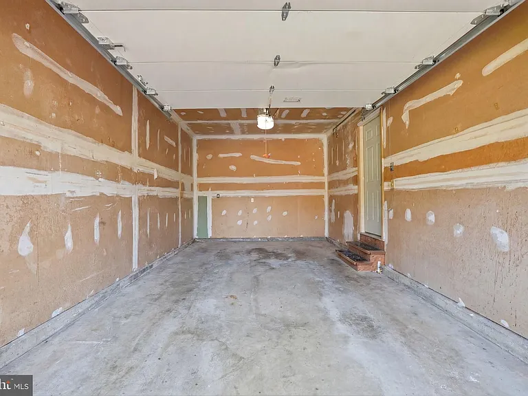 4020 Blue Slate Dr — Photo 20