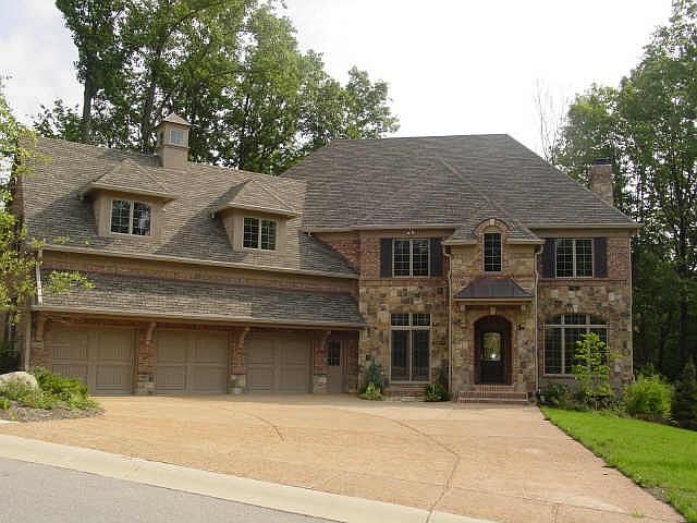1st image of 7369 N Creekbed Ln