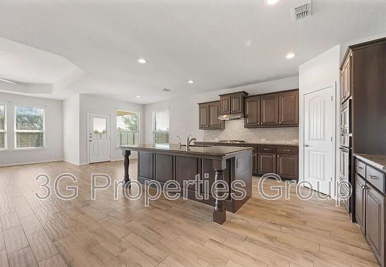 1500 Canary Ln — Photo 8