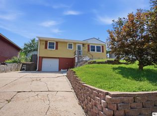1001 Scott St, Plattsmouth, NE 68048