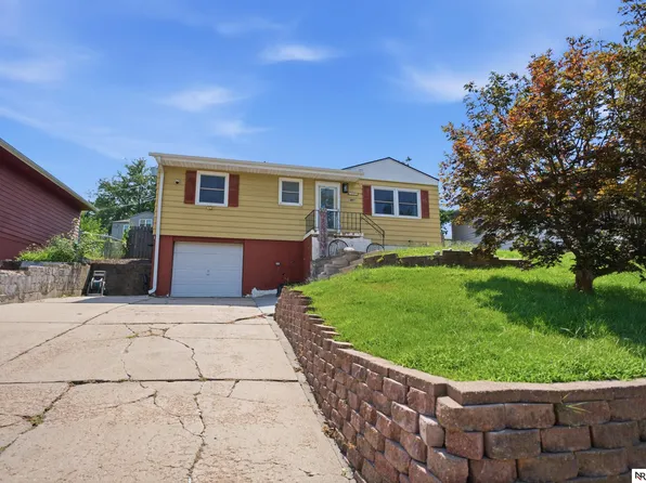 1001 Scott St, Plattsmouth, NE 68048