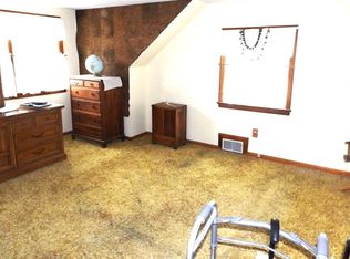 48 Hutchinson St, Clark, NJ 07066