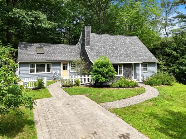 175 Pond Road, Manchester, ME 04351
