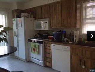 5th image of 38-26 Berdan Ave #1X