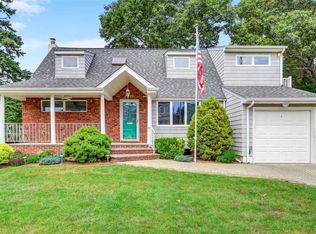 2759 S Shelley Rd, Bellmore, NY 11710