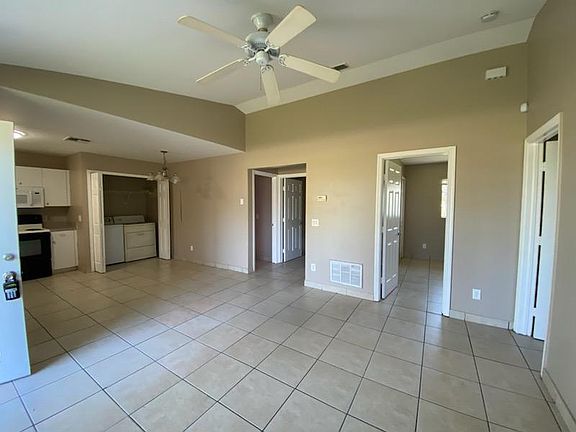 2nd image of 3017 Gilbert Ave S #3017