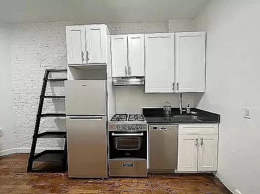 Rented by Compass | media 4