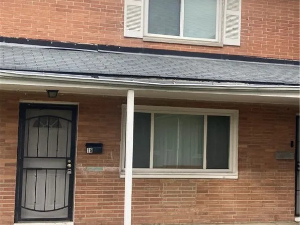 4889 Banbury Ct #G, Cleveland, OH 44128