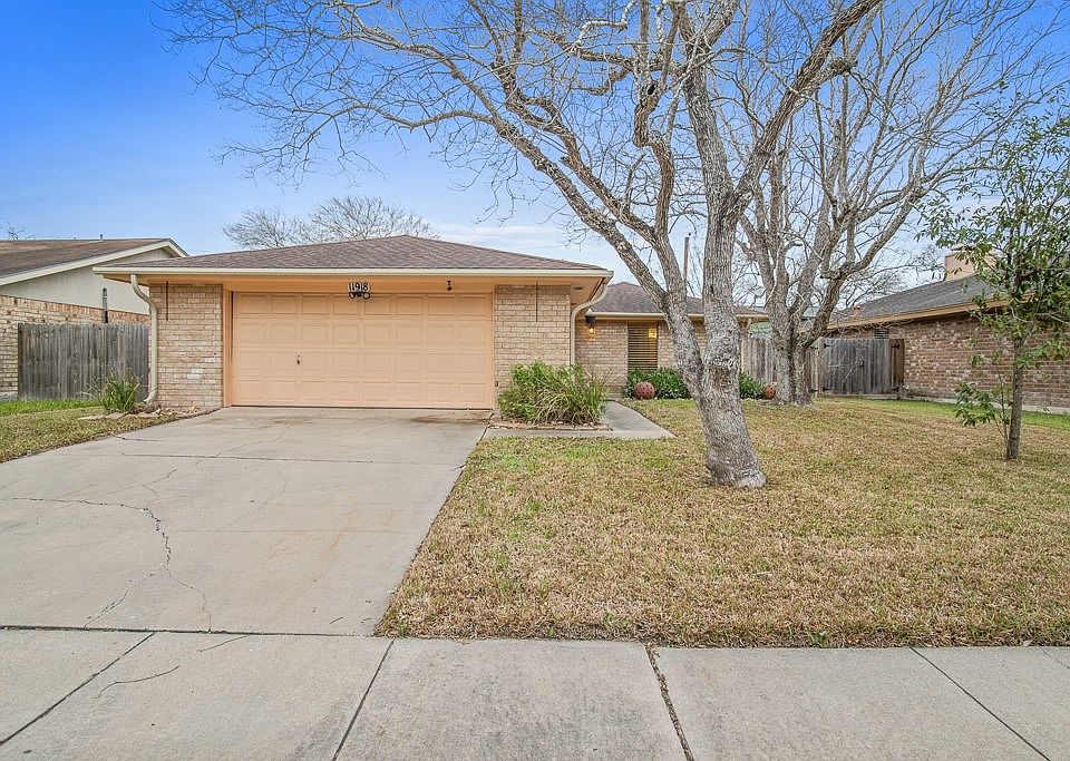 1st image of 11918 Black Peak Drive