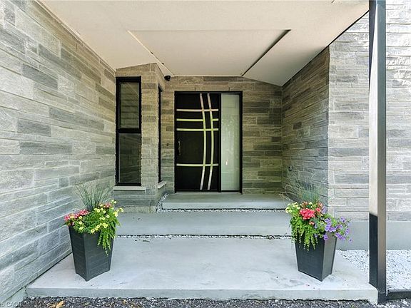 2nd image of 6 Campbell Farm Rd