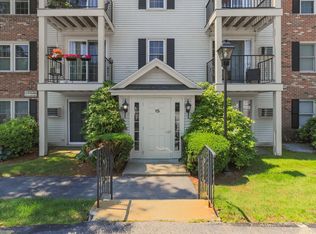 Oak Brook Condominiums, Manchester, NH 03102