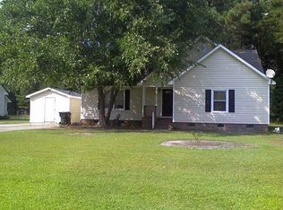 4212 W Prince Rd, Farmville, NC 27828