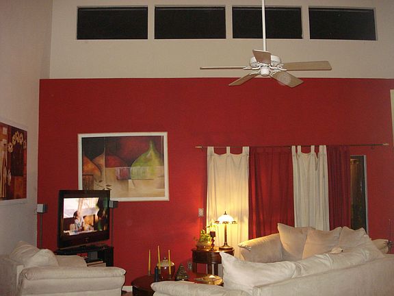 3rd image of 8933 Bayaud Dr
