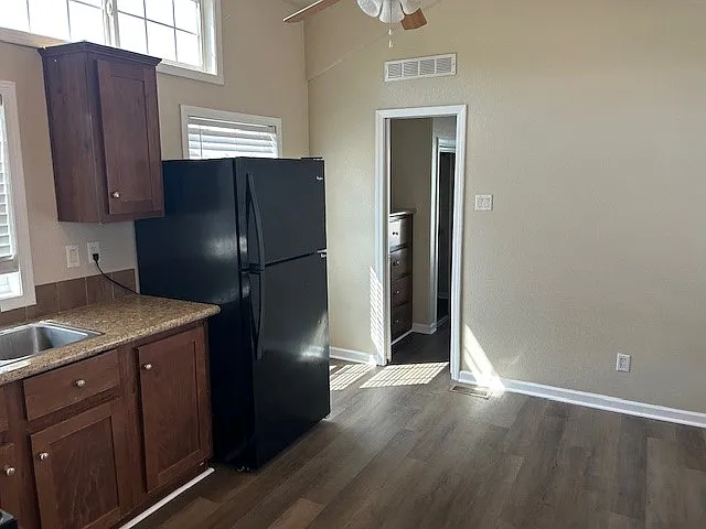 2211 Ashberry Ave #26 — Photo 8
