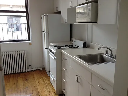 Rented by Cast Iron Real Estate | media 15