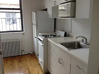 Rented by Cast Iron Real Estate