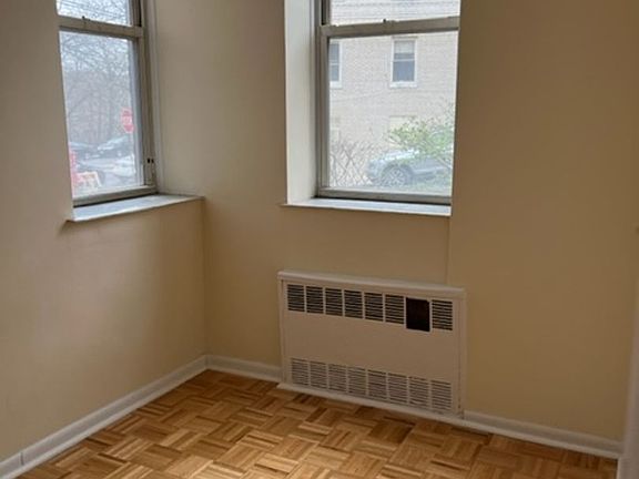 4th image of 4295 Webster Ave APT L7