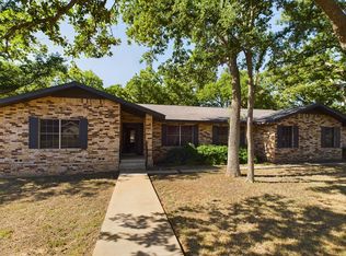 2020 Briarwood Cir, Fredericksburg, TX 78624