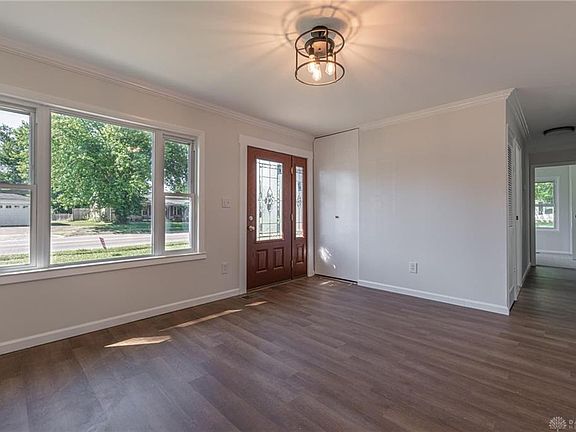 3rd image of 414 Millard Dr