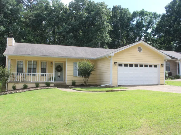 514 Shadow Ridge Dr, Little Rock, AR 72211