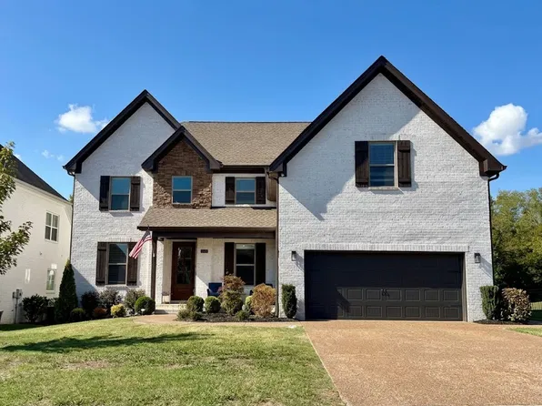 1015 Gadwall Ln, Spring Hill, TN 37174